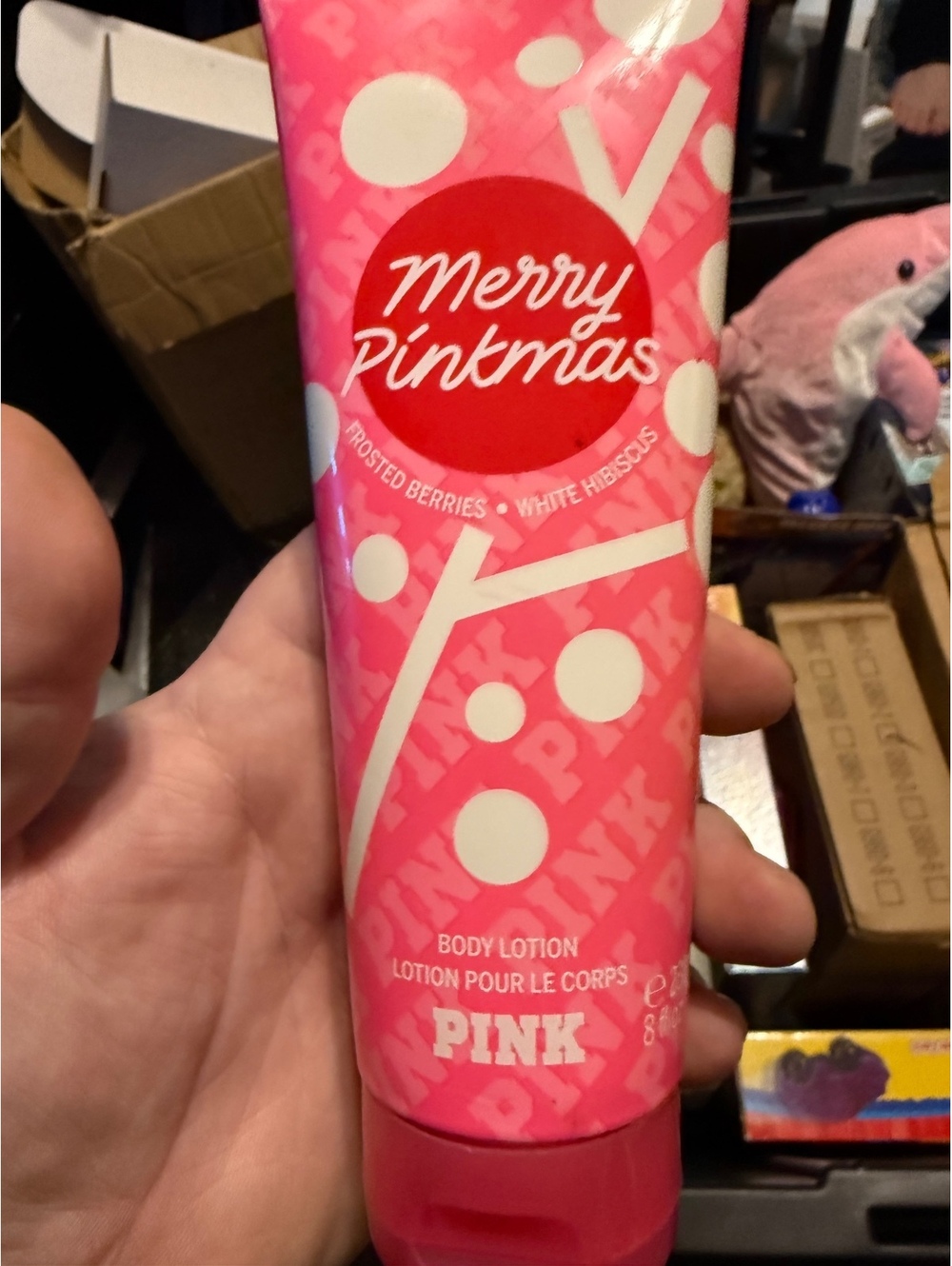 PINK Merry Pintmas Frosted Berries & White Hibiscus Body Lotion